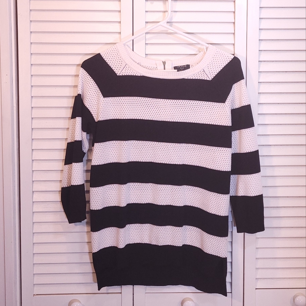 Verve Ami - Striped semi-sheer quarter sleeve top - Size 6